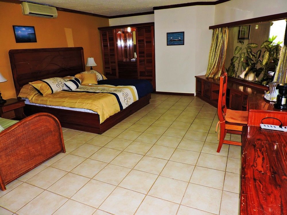 Fish Hook Marina Hotel Golfito Ngoại thất bức ảnh