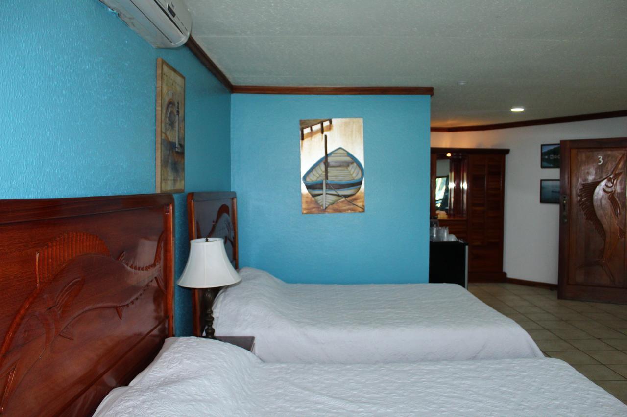 Fish Hook Marina Hotel Golfito Ngoại thất bức ảnh